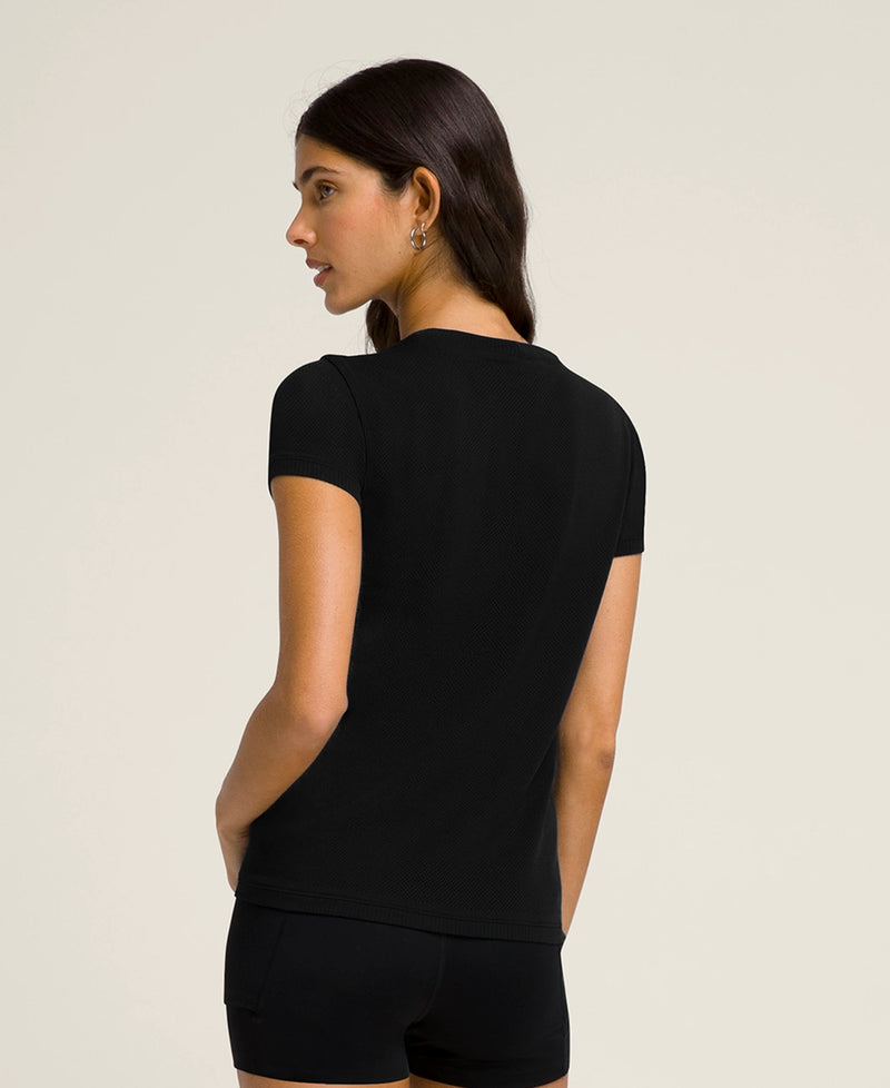 Load image into Gallery viewer, Wilson Women's Pro Seamless Tee
