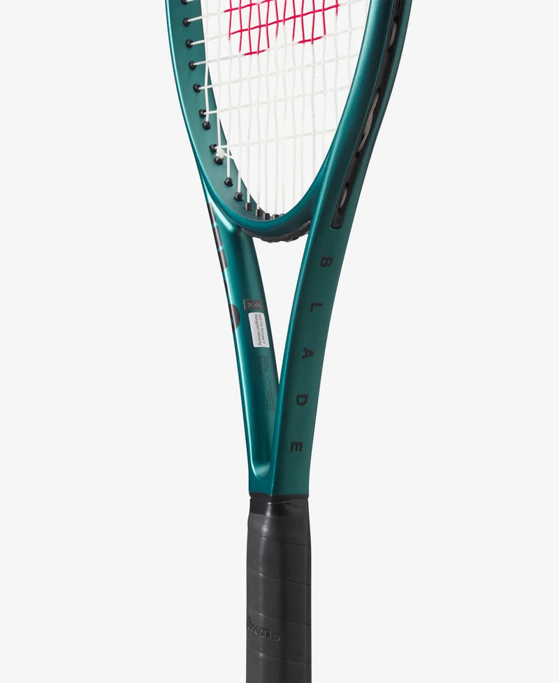 Load image into Gallery viewer, Wilson Blade 100 V9 Tennis Racquet
