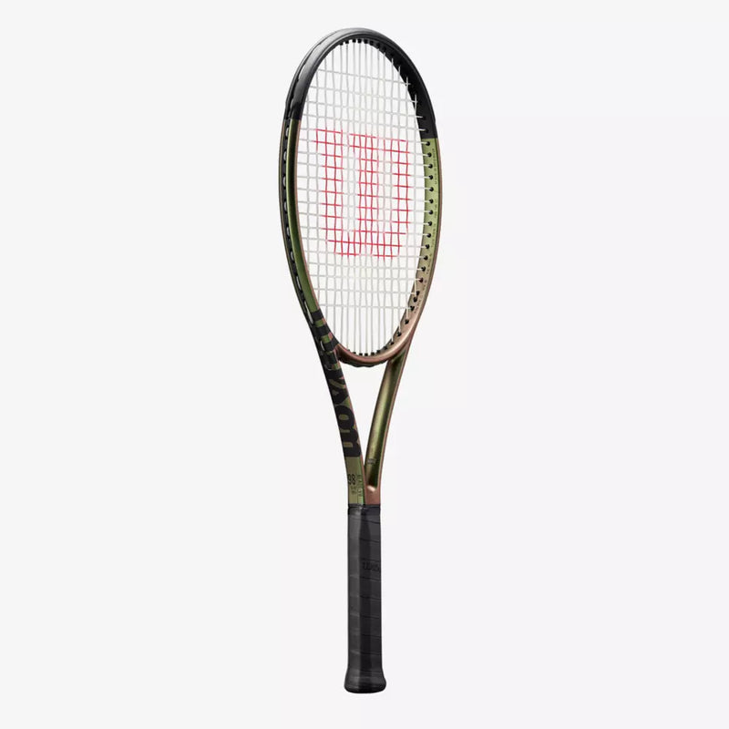 Load image into Gallery viewer, Wilson Blade 98 16X19 V8 Tennis Racquet
