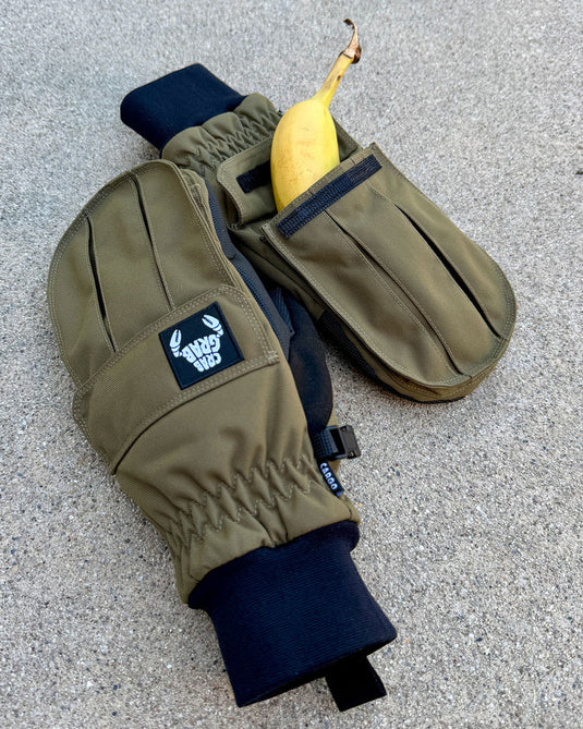 Crab Grab Cargo Mitt