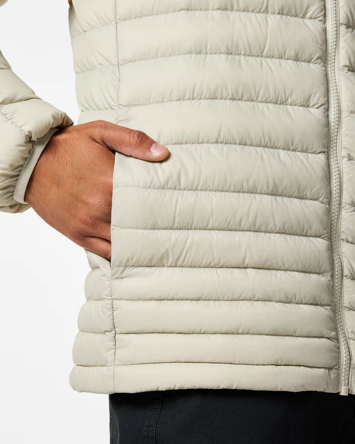 Load image into Gallery viewer, Cotopaxi Men's Fuego Down Jacket
