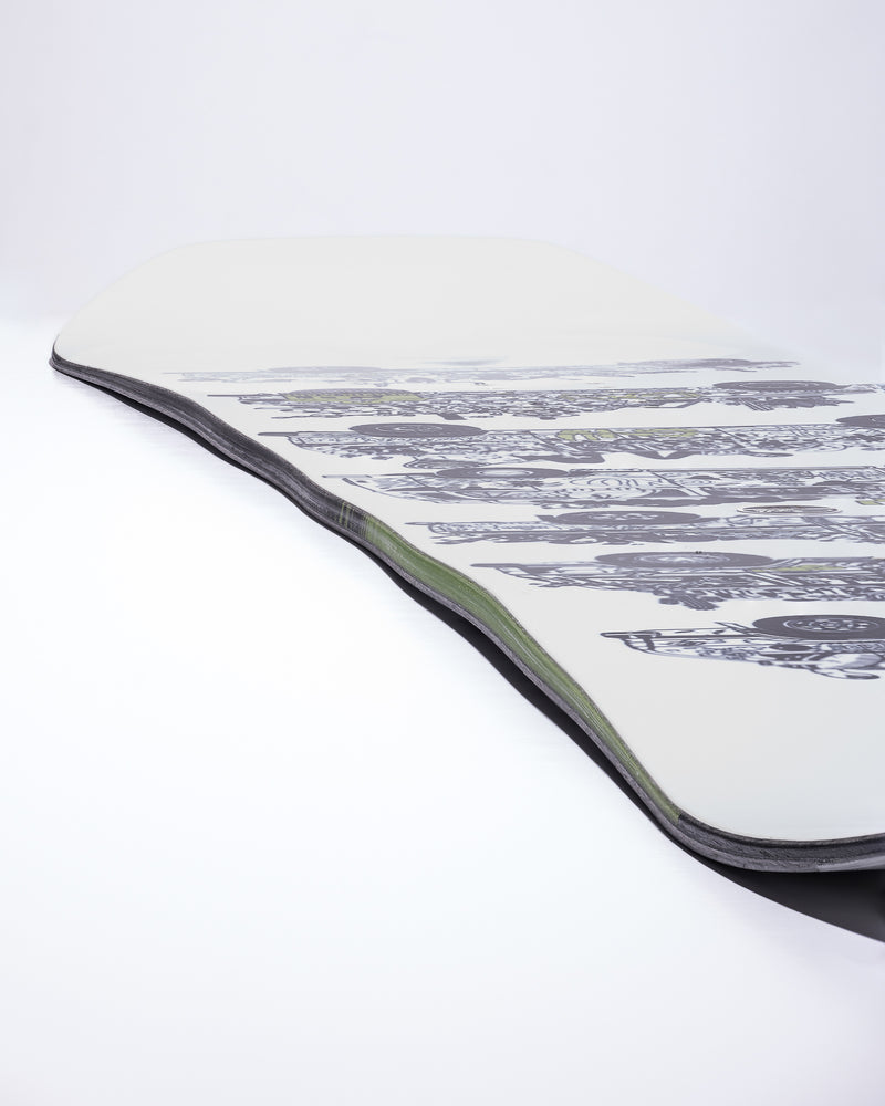 Load image into Gallery viewer, GNU Men's Money Snowboard 2027
