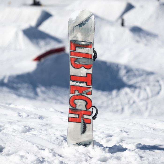 Load image into Gallery viewer, Lib Tech Men&#39;s Legitimizer Snowboard 2026
