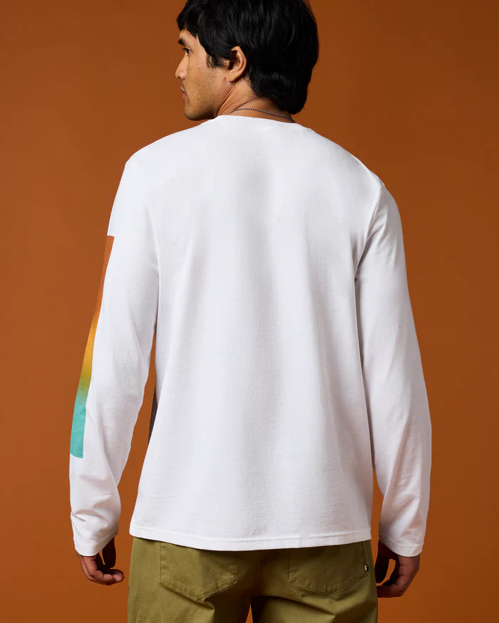 Load image into Gallery viewer, Cotopaxi Men's Radiant Llama Long-Sleeve T-Shirt - Ski &amp; Tennis Station
