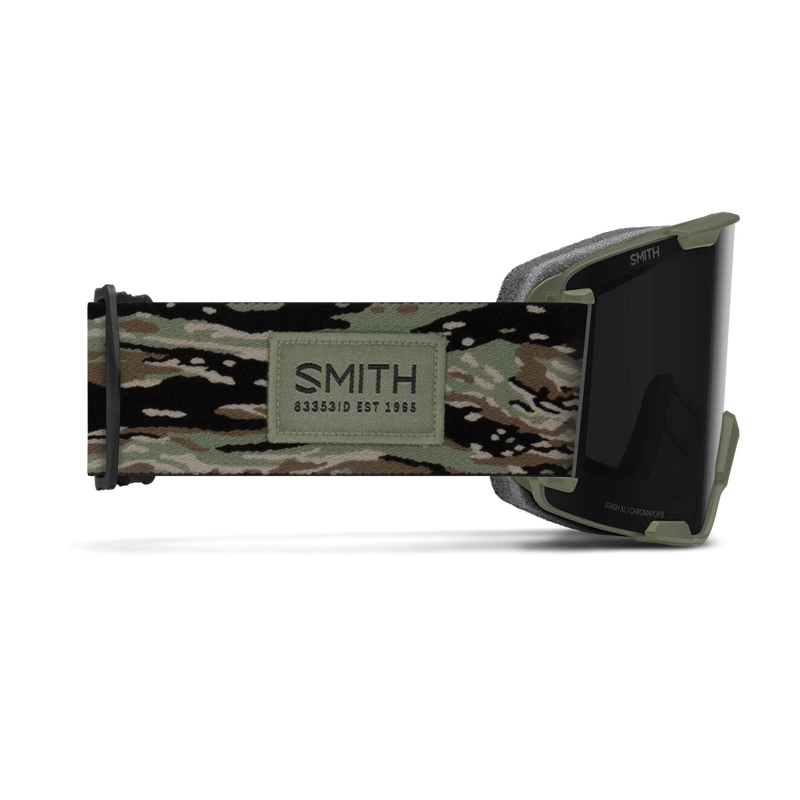 Load image into Gallery viewer, Smith Stash XL Goggle
